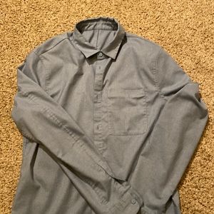 Men’s large lululemon long sleeve button up